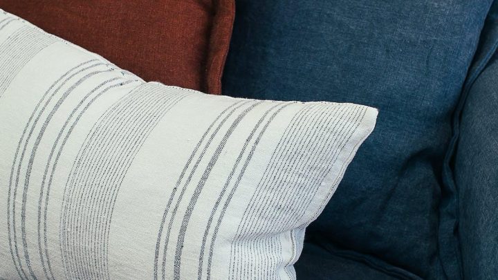 Giv dit hjem et frisk pust med en blå sofa